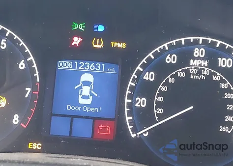 2011 Hyundai Genesis 3.8 из США, поврежденный, VIN KMHGC4DE2BU114026